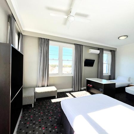 The Sunnyside Tavern, Broadmeadow Newcastle Exteriér fotografie