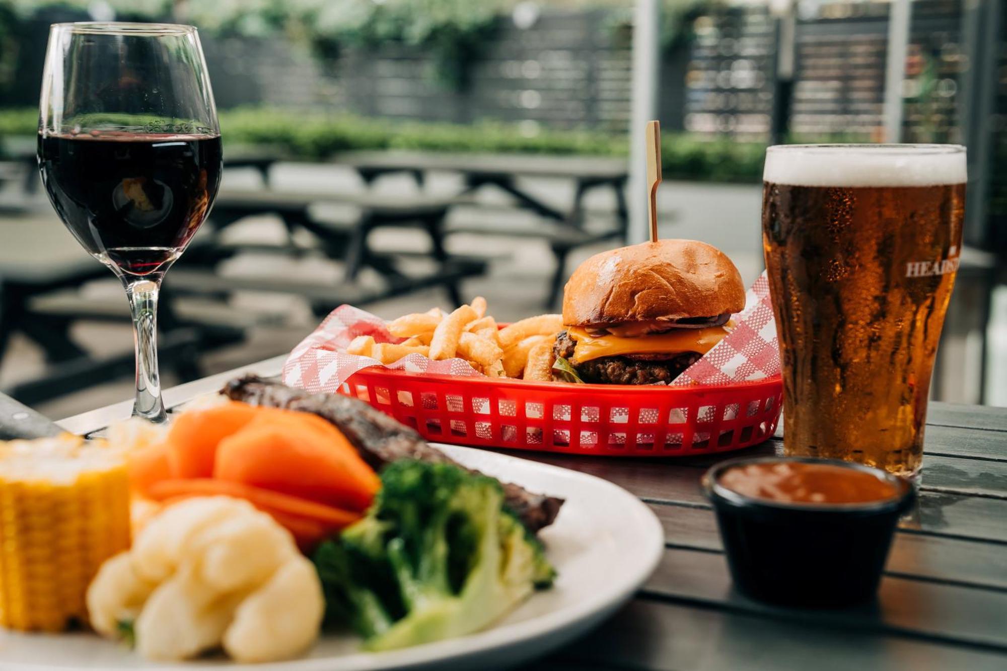 The Sunnyside Tavern, Broadmeadow Newcastle Exteriér fotografie